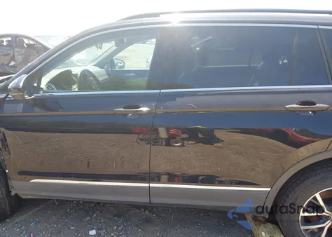 2020 Volkswagen Tiguan 2.0T Se/2.0T Se R-Line Black/2.0T Sel из США, поврежденный, VIN 3VV2B7AX7LM148379